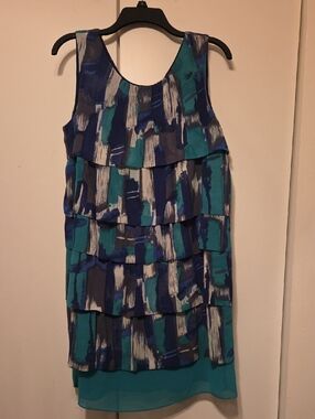 Sleeveless Tiered Mini Dress in Blue and Teal Brushstroke Print